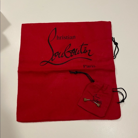 Christian Louboutin Decolette 554 Nude Patent Pumps - Picture 2 of 13